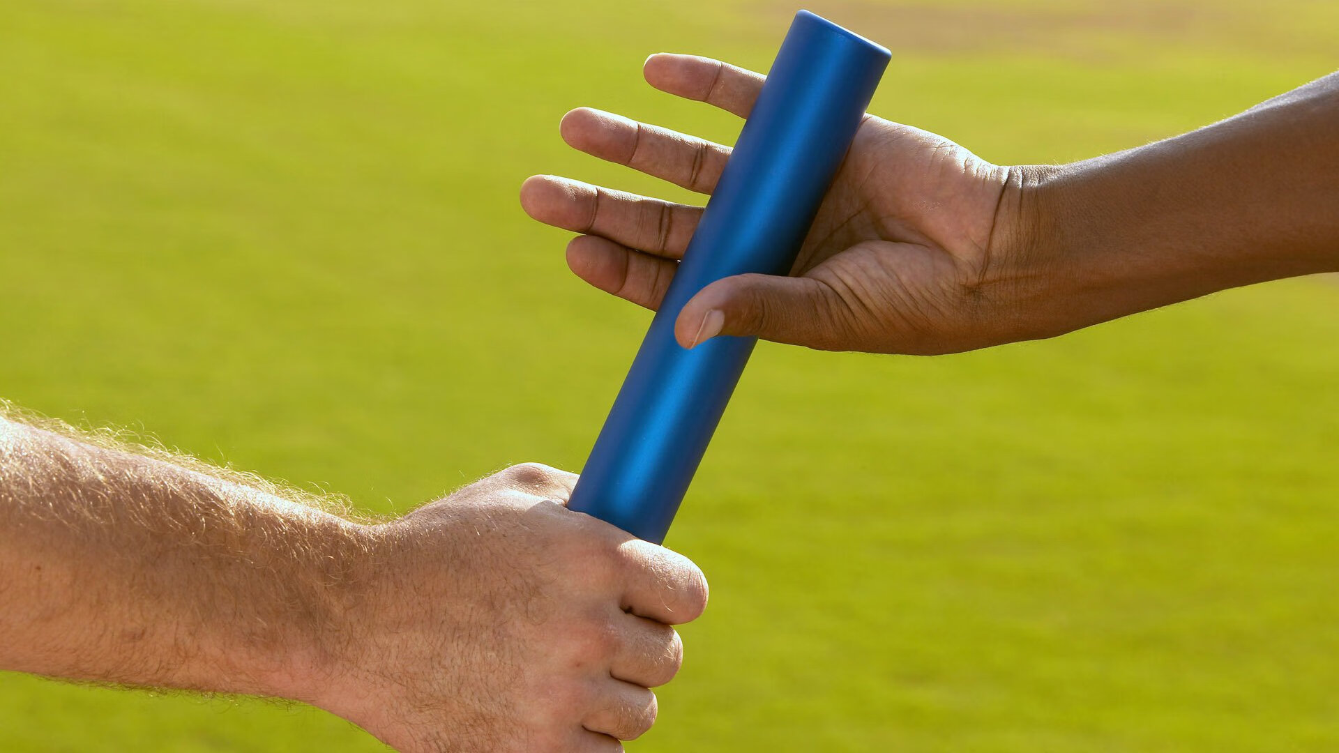 峰回路转:比赛始终扣人心弦,不容错过,峰回路转的励志图片